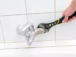 "עלות החלפת ברז, בדיוק כמו מורכבות הפעולה – אינה גבוהה"